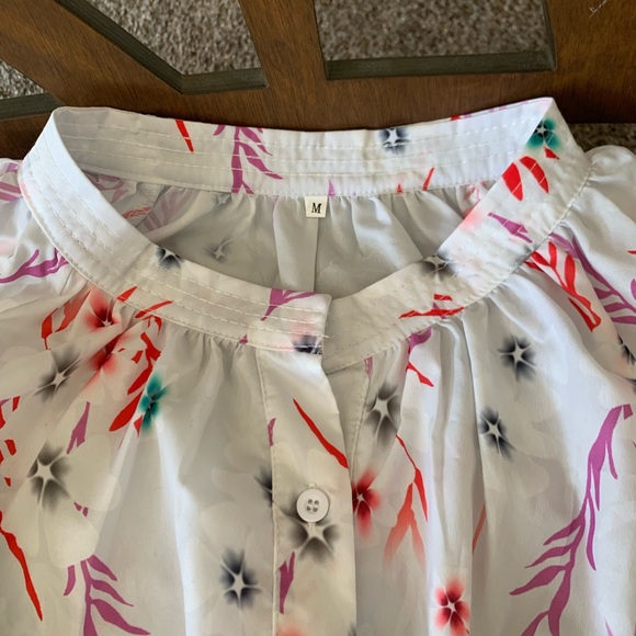 Fun Top - Picture 2 of 2